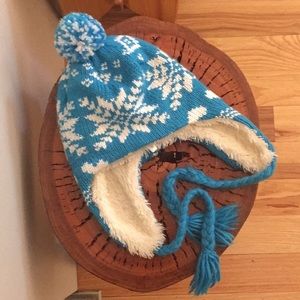 Warm and fluffy Aeropostale hat